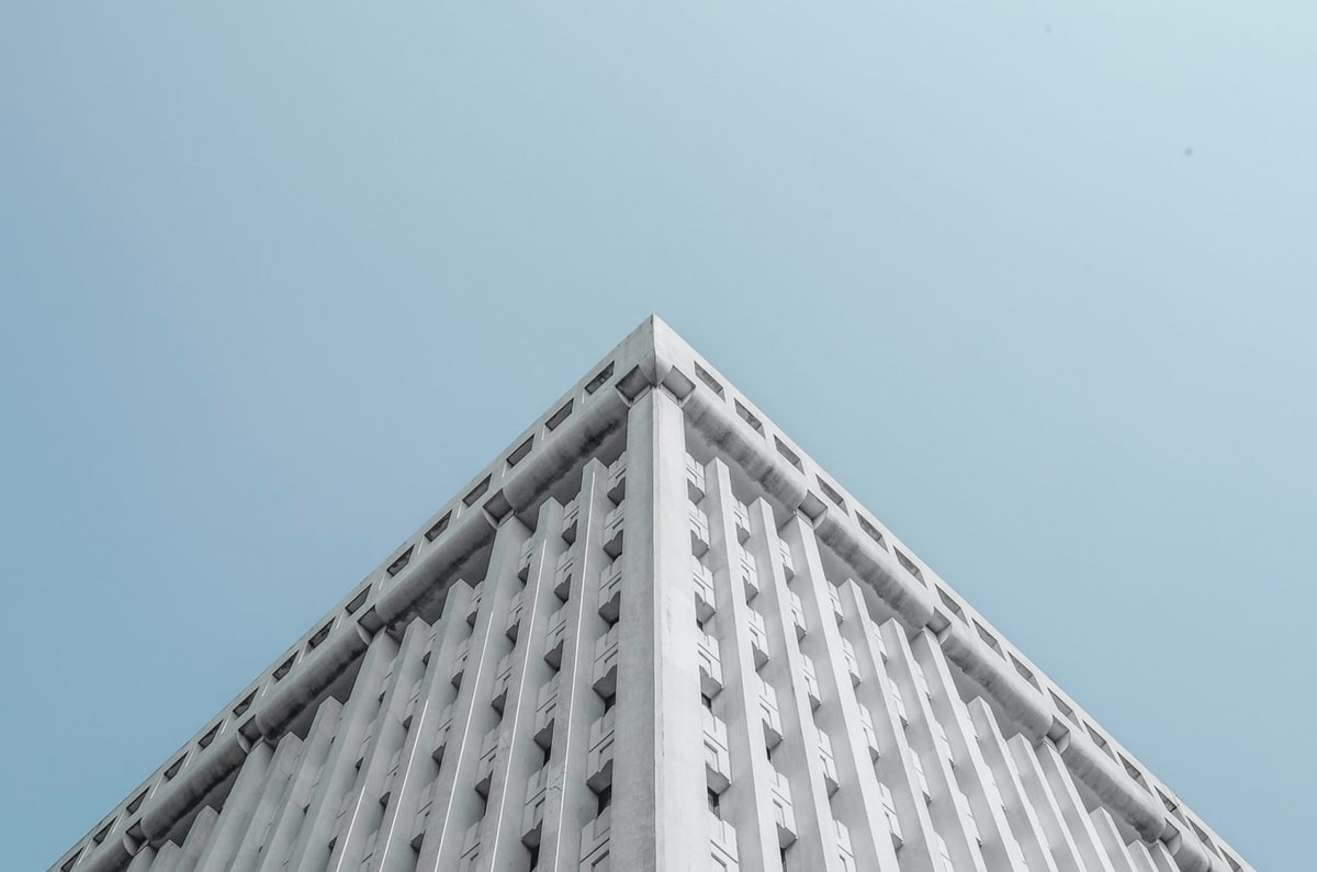 足球直播-网上一票难求、现场人山人海，上海正式进入F1时间！预计三天吸引23万观众，车迷澳洲看完又赶来：很有参与感